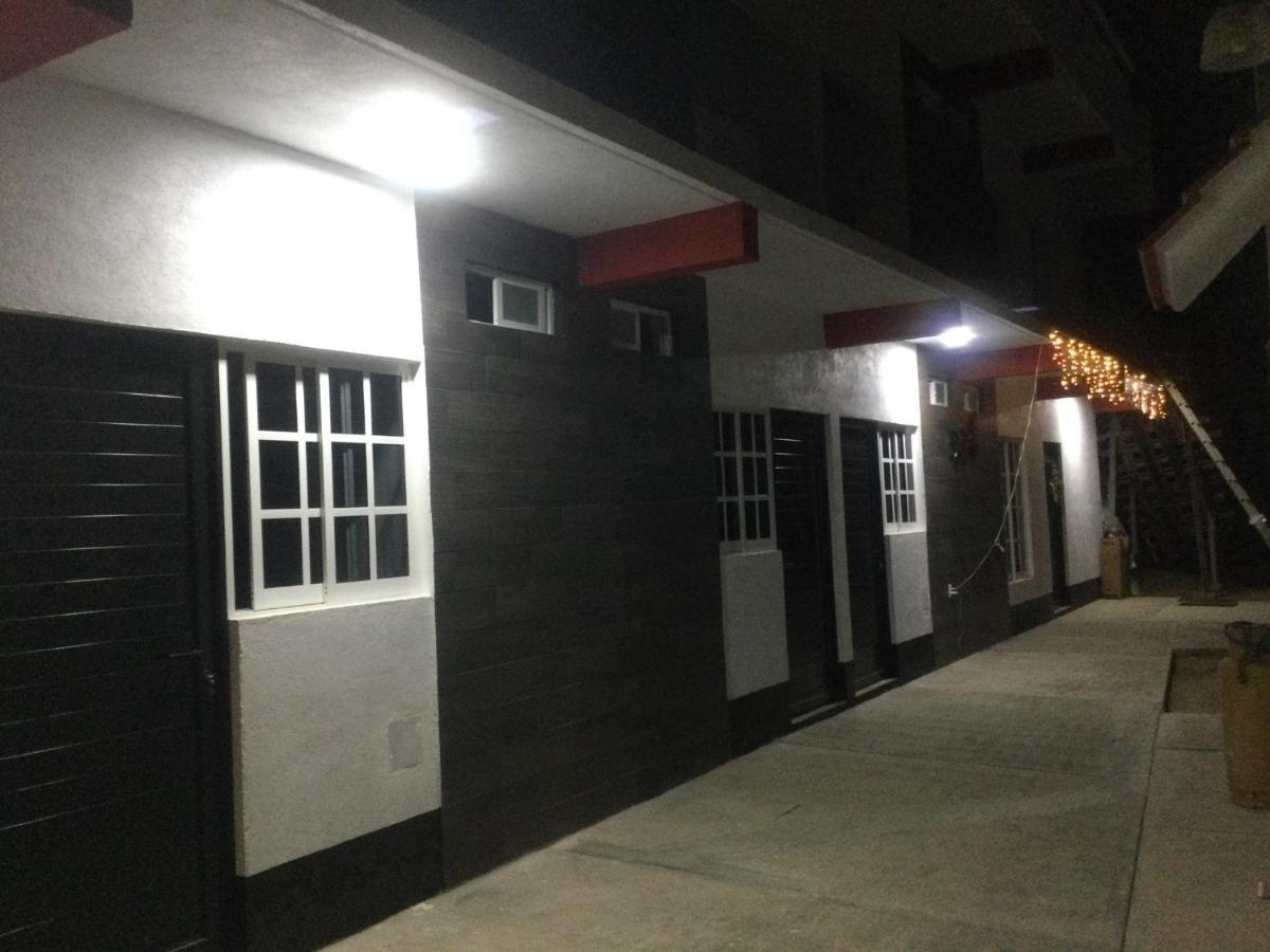 Casa Alebrijes Hotel San Agustin de las Juntas Екстериор снимка